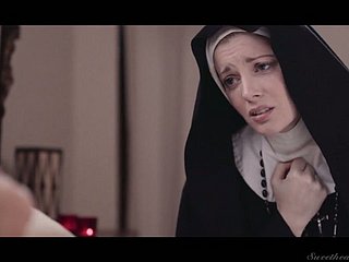 Sündige Nonne Mona Wales ist bereit, take der Nacht richtig nass Pussy essen